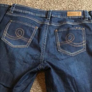 Seven jeans